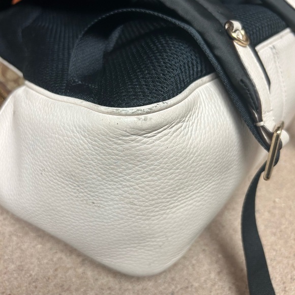 Signature canvas Coach Backpack - Picture 11 of 17